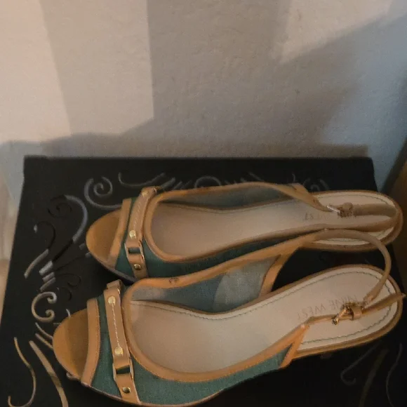Nine West Tan and Green Slingback Heels - Picture 3 of 5
